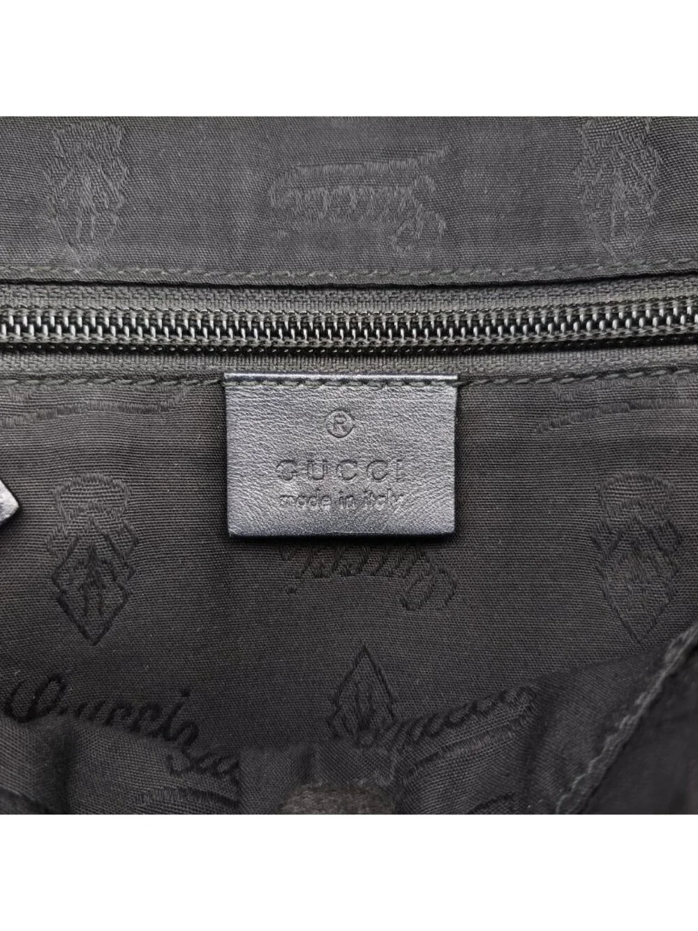 Gucci GG Supreme Messenger Navy Canvas
